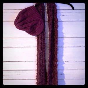 Roxy Scarf and Hat